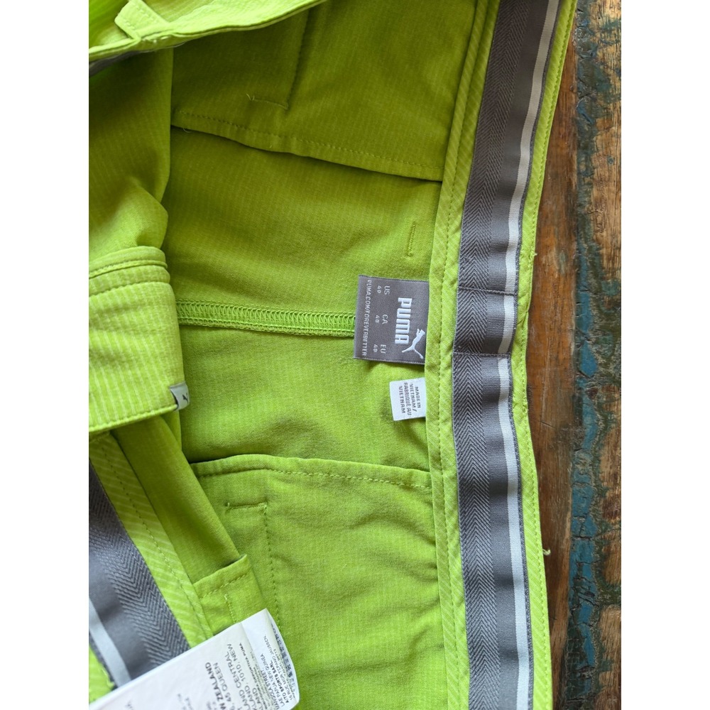 Mens size 40 puma golf shorts bright green - Picture 2 of 3